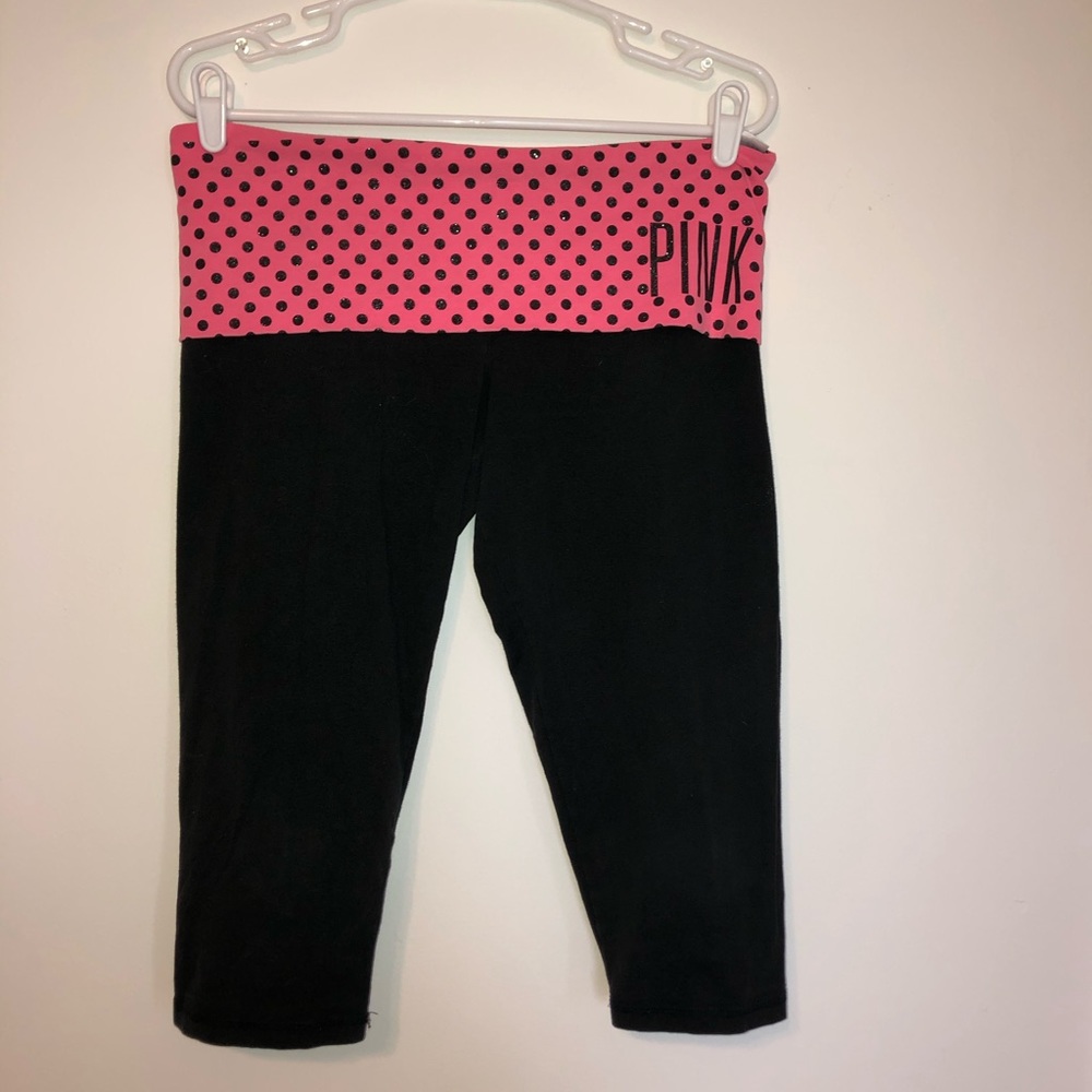 SOLD:           PINK (L) YOGA Cropped leggings